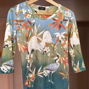 BREEKE brand size small women's three quarter sleeve shirt with crane art